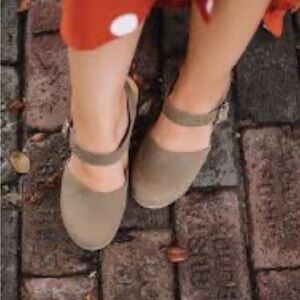 NWT Lotta’s Women's Clogs